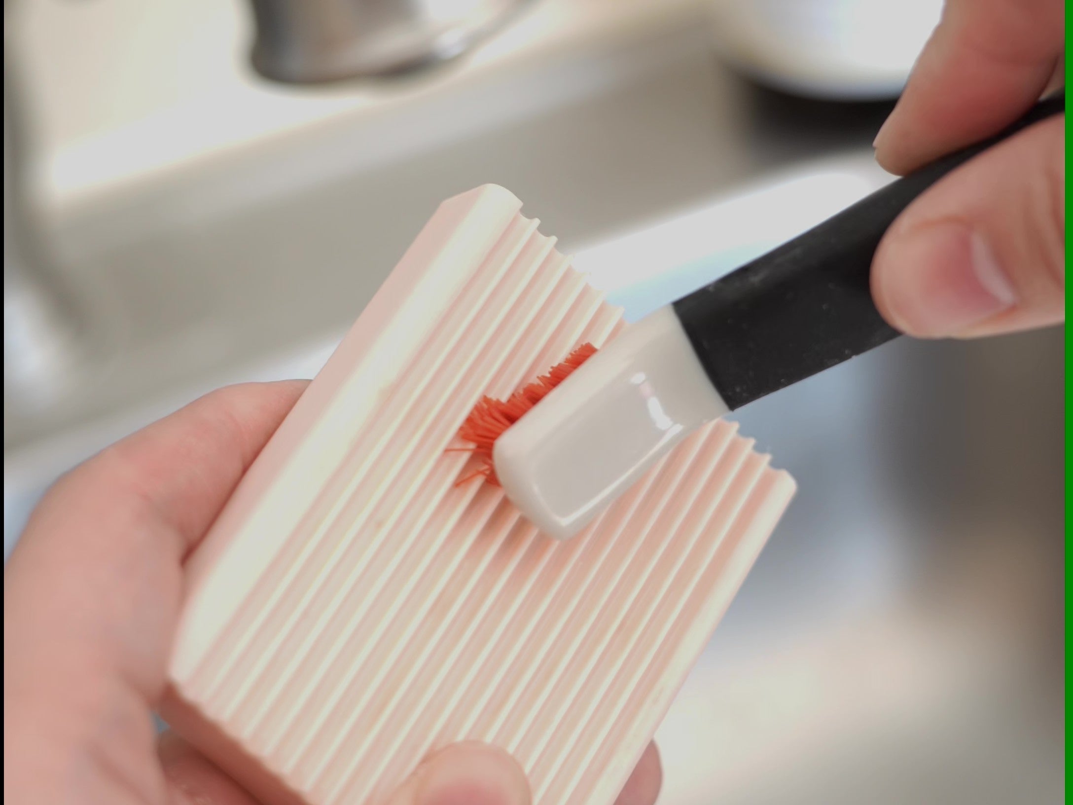 How to Clean Your PLA Cutters with Oil (Simple & Effective)