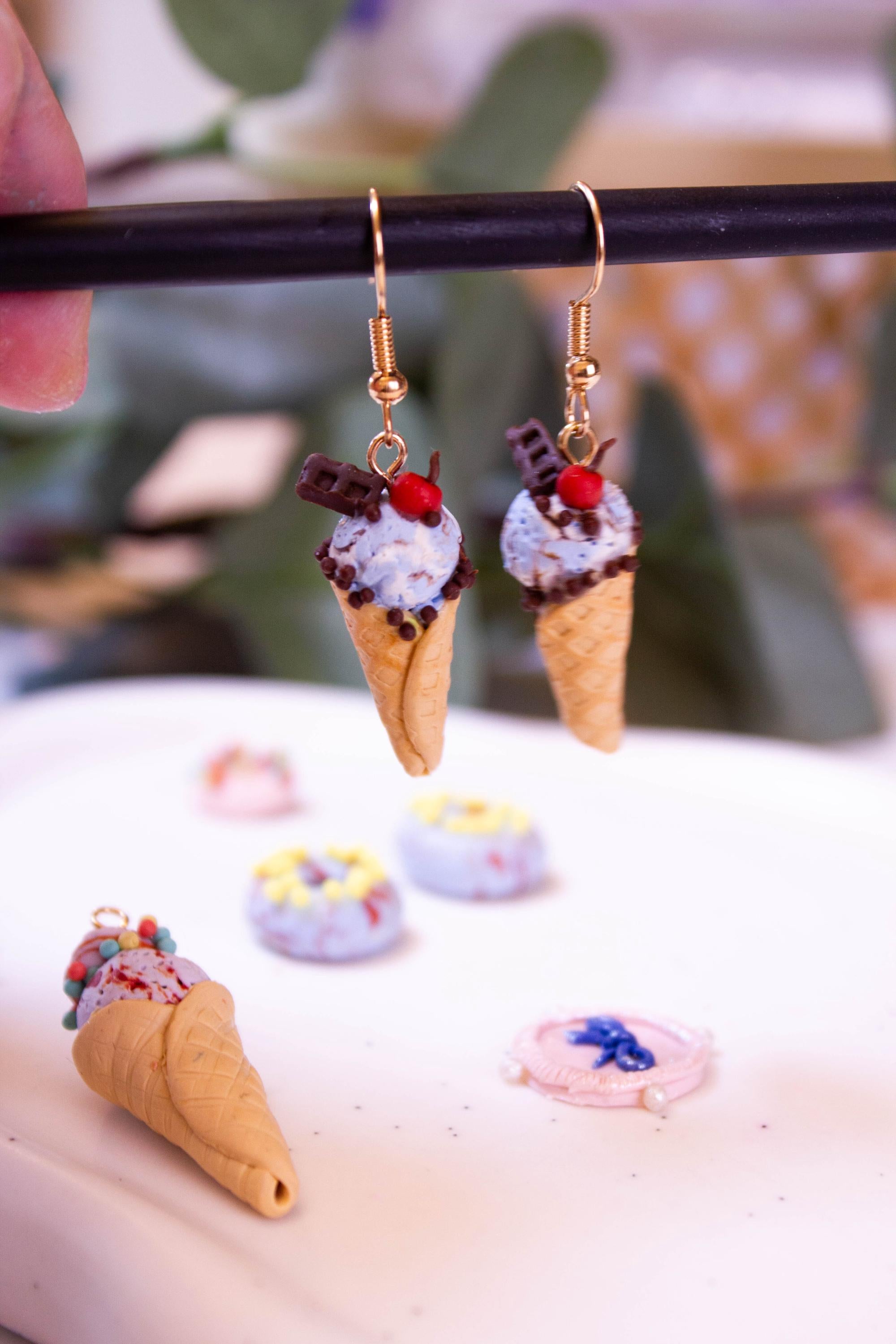 Waffle Cone Texture Mold: Grid Pattern Polymer Clay Stamp