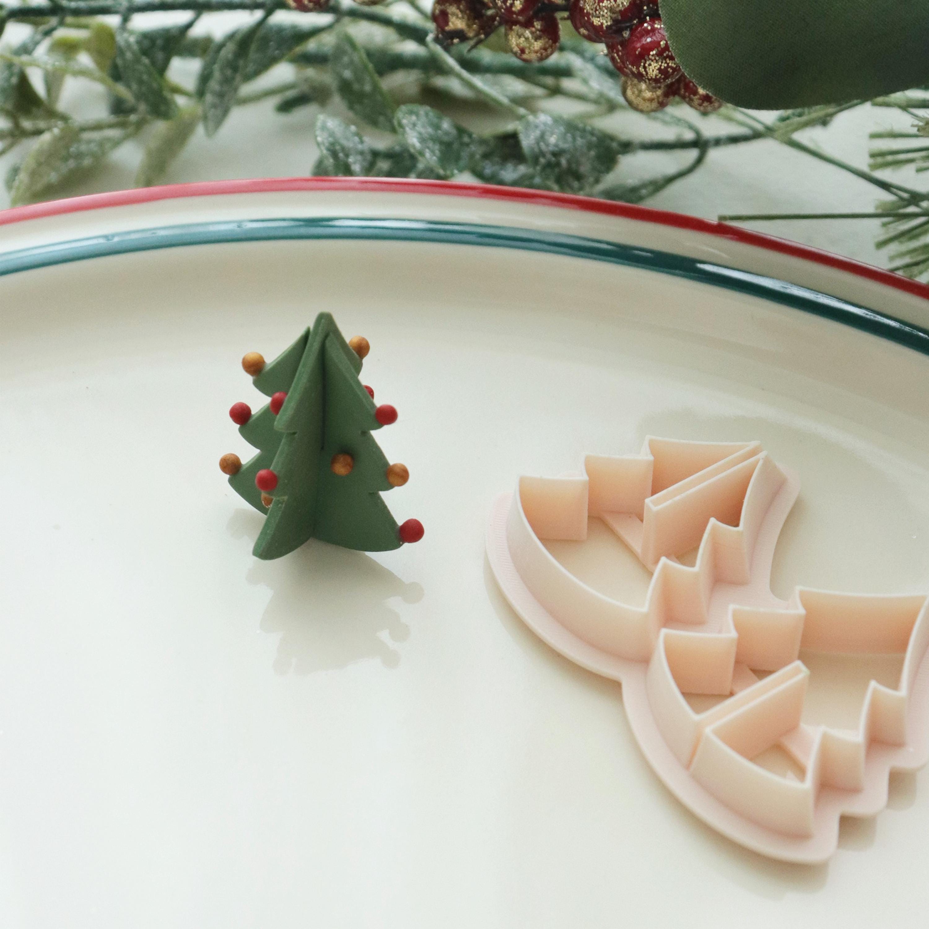 3D Christmas Tree Polymer Clay Cutter – Holiday Tree Mold for DIY Earrings and Ornaments