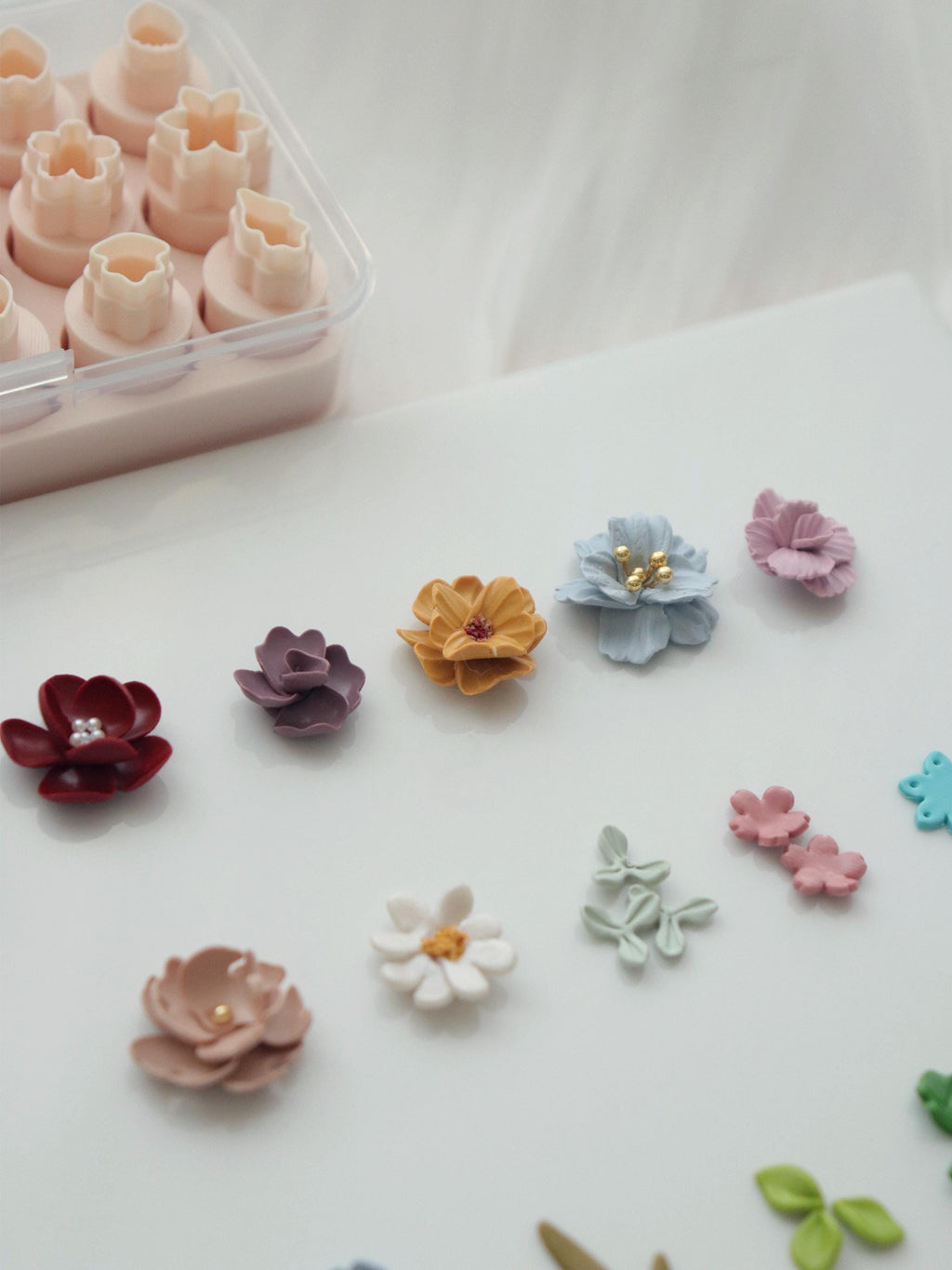 Mini Flower Clay Cutter Set: 15-Piece Floral Polymer Clay Mold