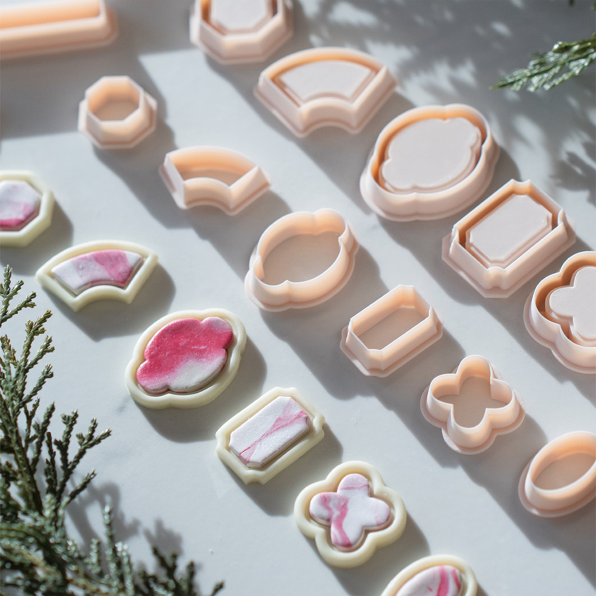 Layered Frame Cutter Set