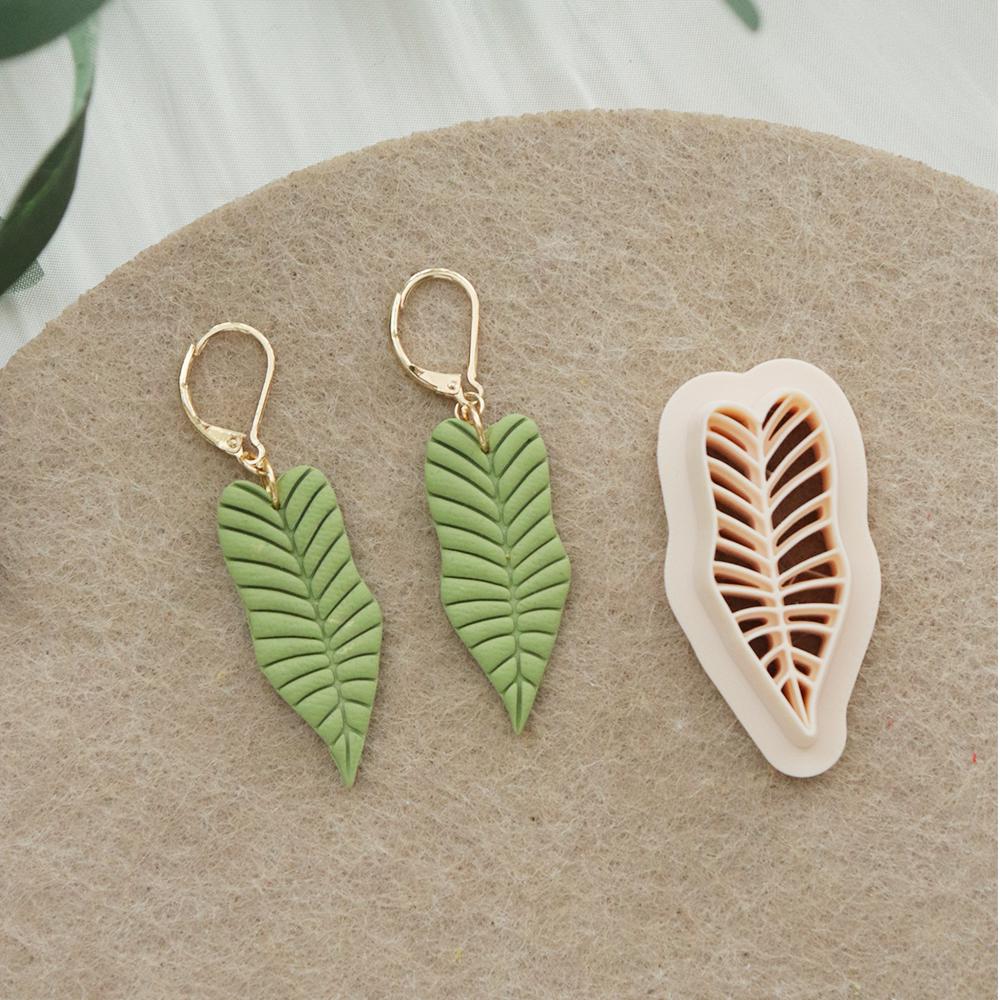 Tropical Feather Leaf Cutter