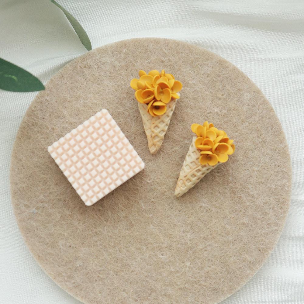 Waffle Cone Texture Mold: Grid Pattern Polymer Clay Stamp