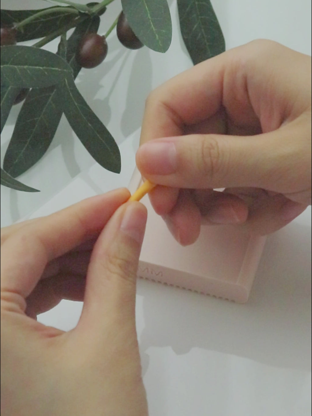 2-in-1 Clay Ball Roller: Dual-Sided Measure & Polymer Clay Extra Small Bead Tool