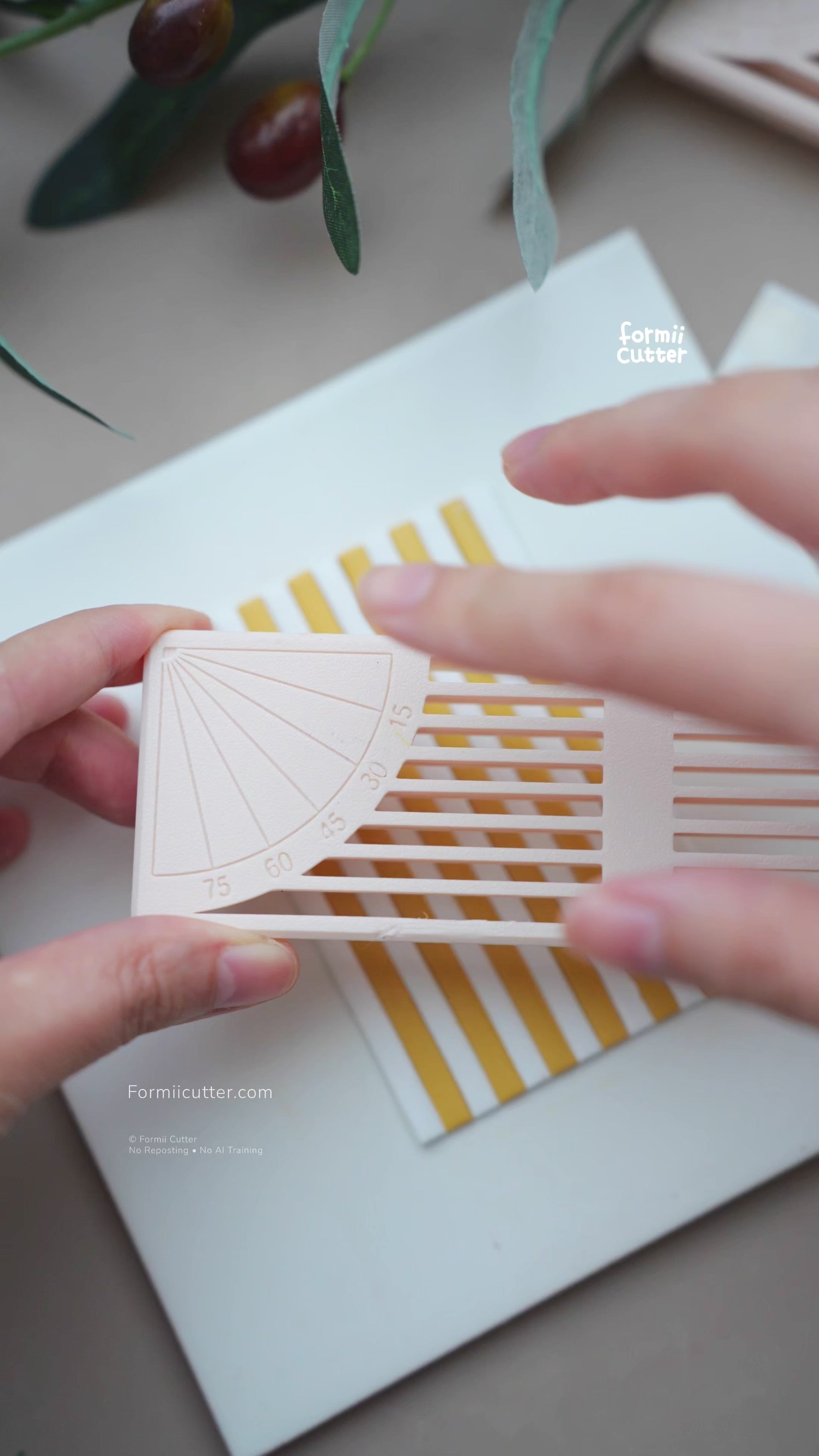3-Size Flower Center Forming Tool for Polymer Clay